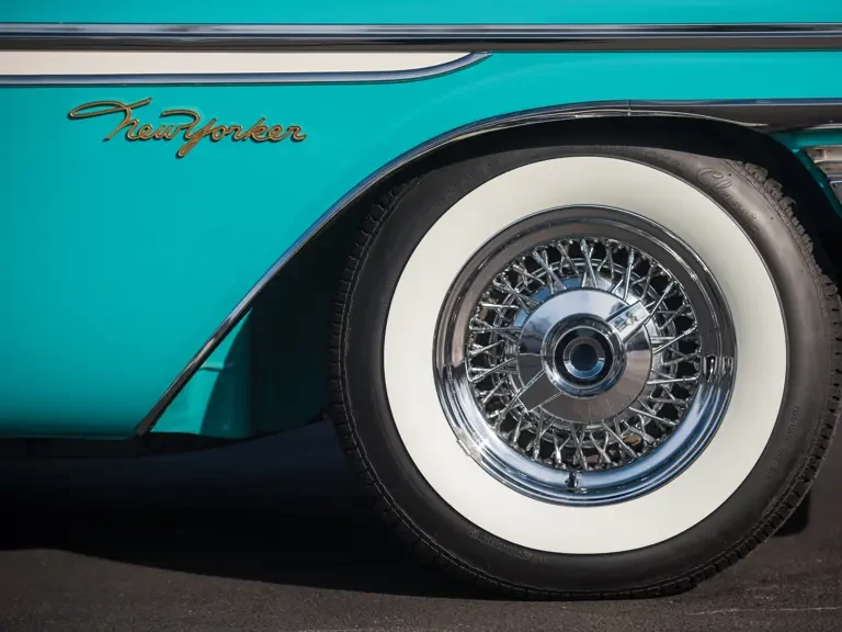 1957 Chrysler New Yorker - Image 16 of 23