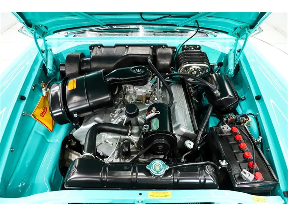 1957 Chrysler New Yorker - Image 5 of 31