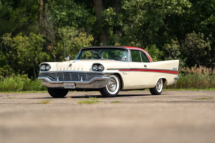 1957 Chrysler New Yorker - Image 10 of 31