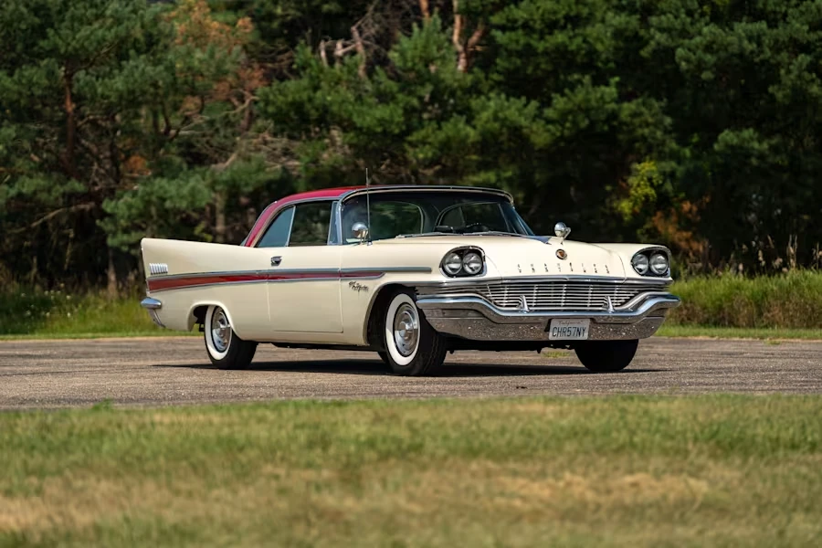 1957 Chrysler New Yorker - Image 6 of 31