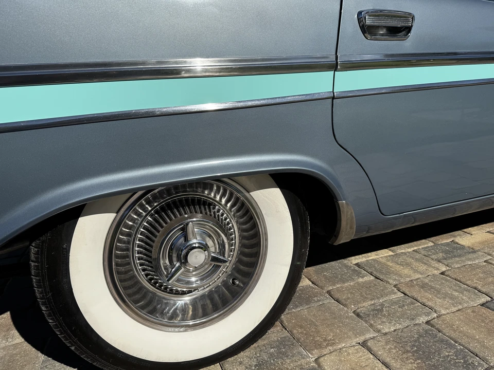 1957 Chrysler New Yorker - Image 18 of 31