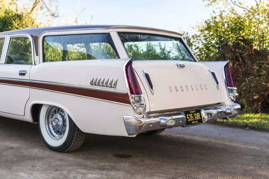 1957 Chrysler New Yorker - Image 17 of 31