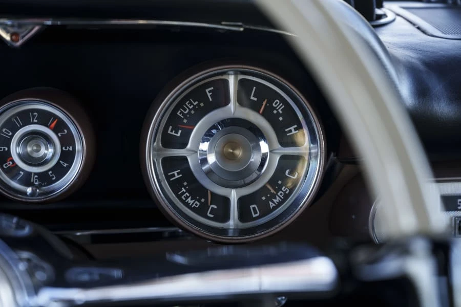 1957 Chrysler New Yorker - Image 22 of 31