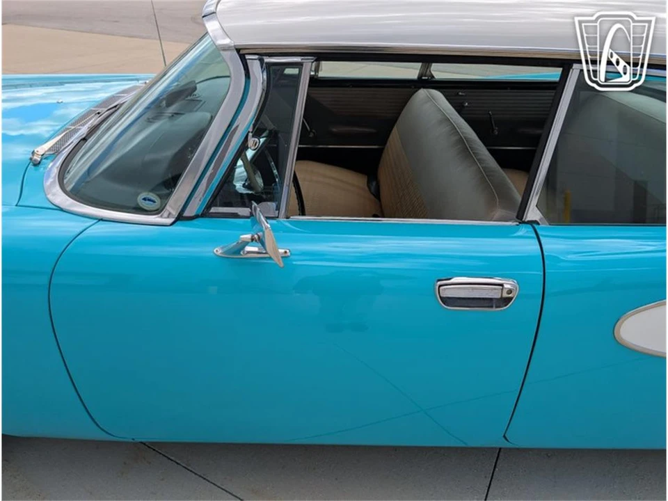 1957 Chrysler Windsor - Image 29 of 31