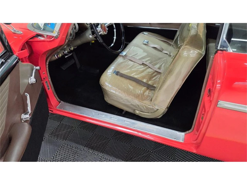 1957 Chrysler Windsor - Image 21 of 31