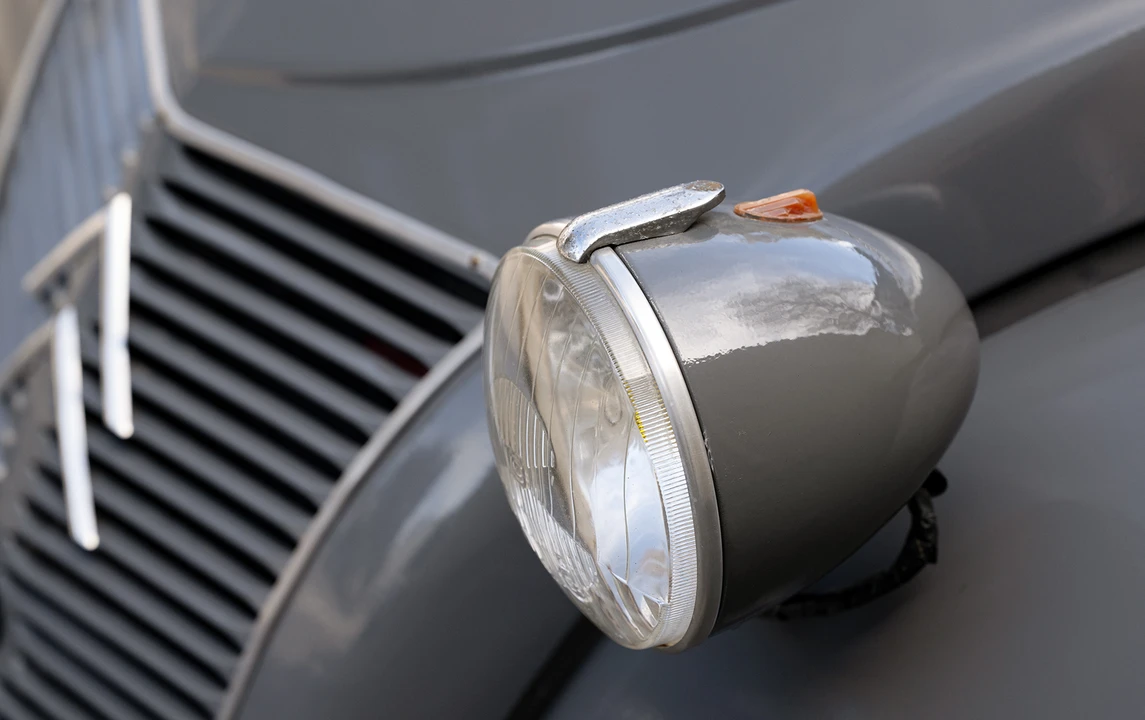 1957 Citroen 2CV - Image 10 of 25