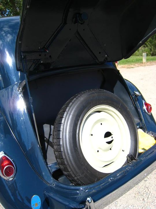 1957 Citroen Traction Avant - Image 30 of 31