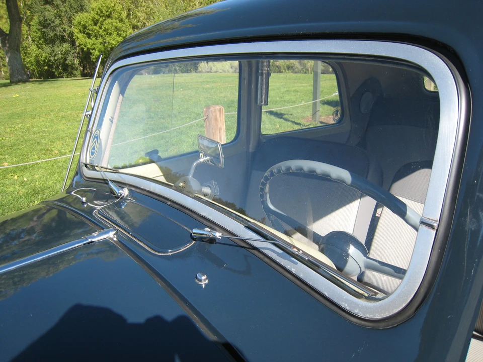 1957 Citroen Traction Avant - Image 14 of 31