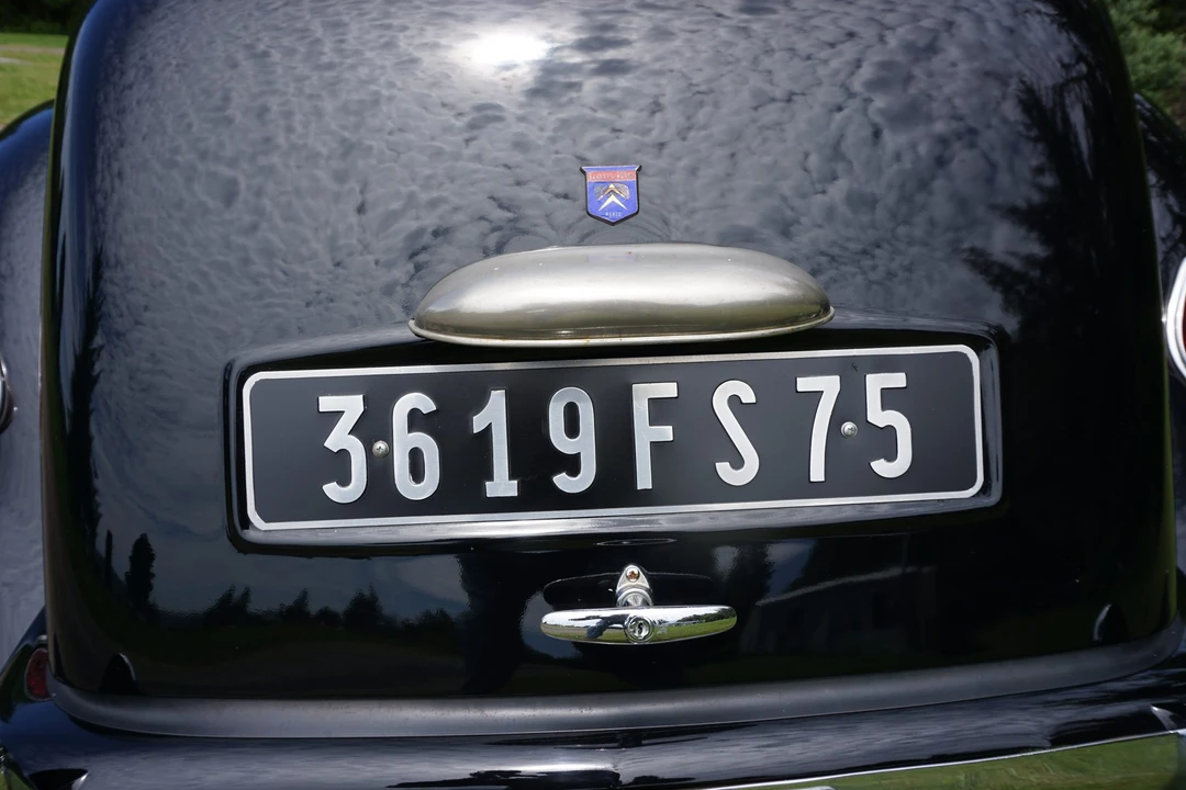 1957 Citroen Traction Avant - Image 31 of 31