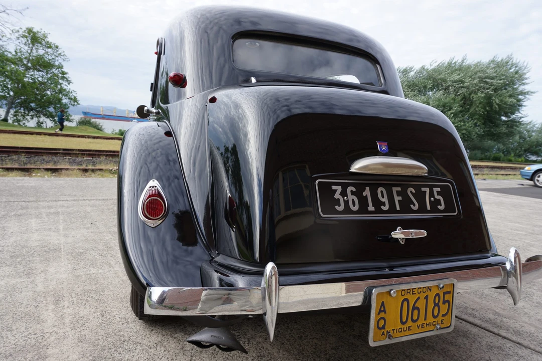 1957 Citroen Traction Avant - Image 29 of 31