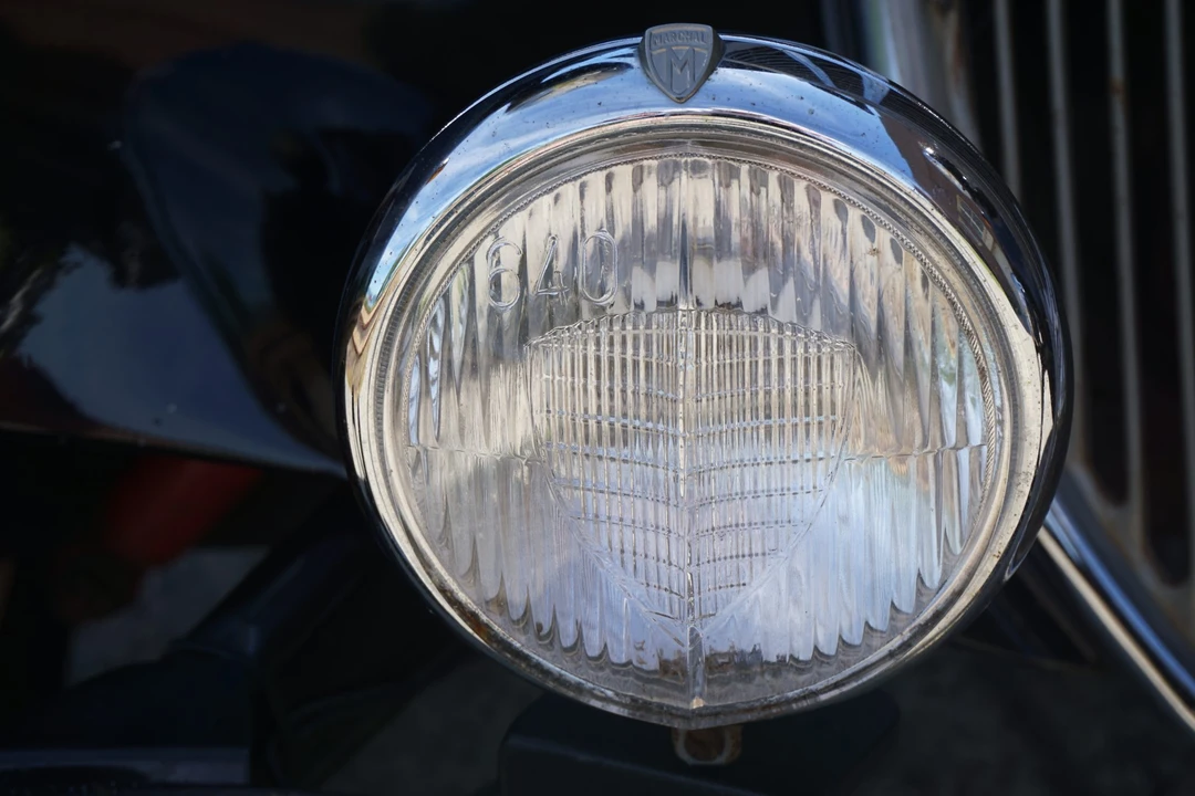 1957 Citroen Traction Avant - Image 14 of 31
