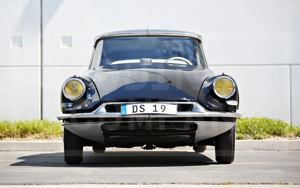 1957 Citroen DS19 - Image 3 of 16