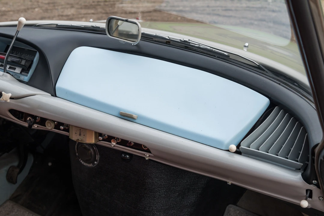 1957 Citroen DS19 - Image 13 of 14