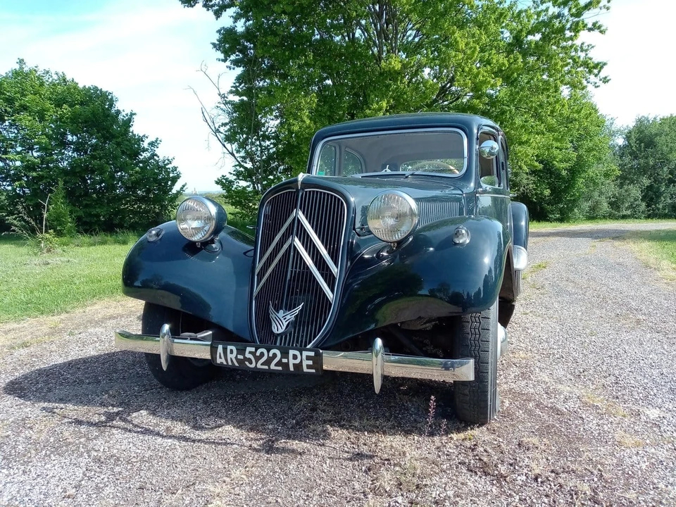 1957 Citroen Traction Avant - Image 3 of 30