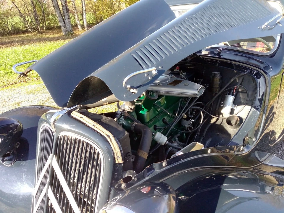 1957 Citroen Traction Avant - Image 23 of 30