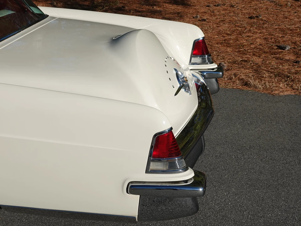 1957 Lincoln Continental Mark II - Image 24 of 31