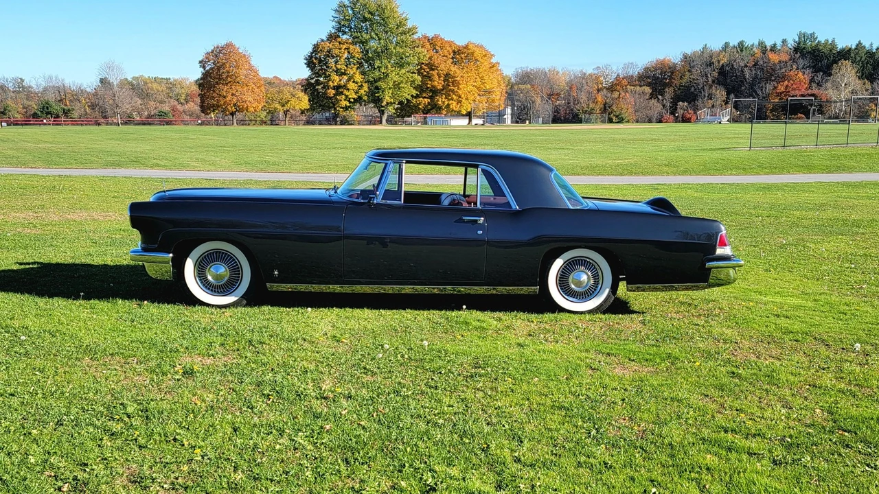 1957 Continental Cargo - Image 26 of 31
