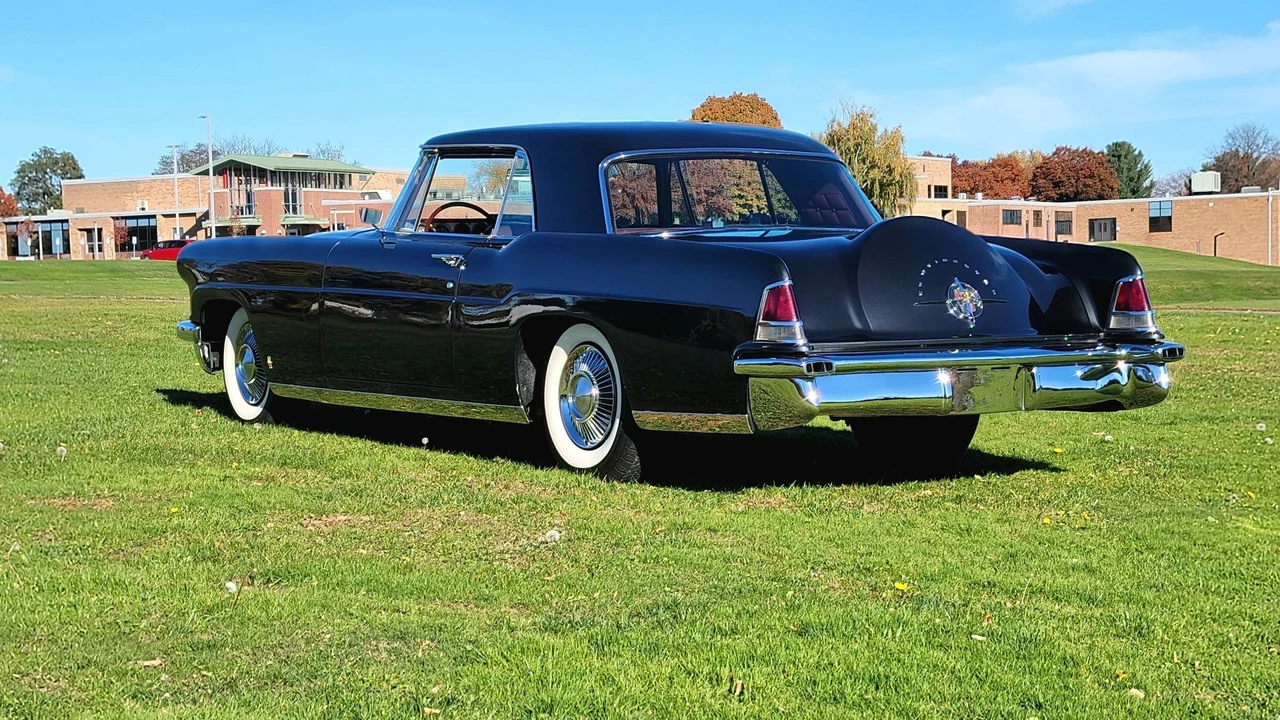 1957 Continental Cargo - Image 27 of 31