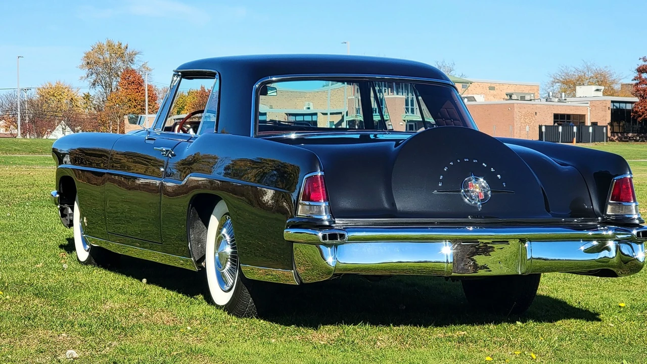 1957 Continental Cargo - Image 30 of 31