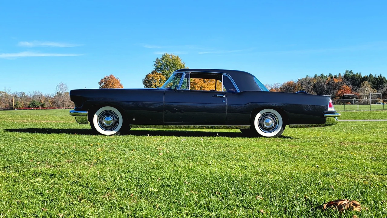 1957 Continental Cargo - Image 24 of 31