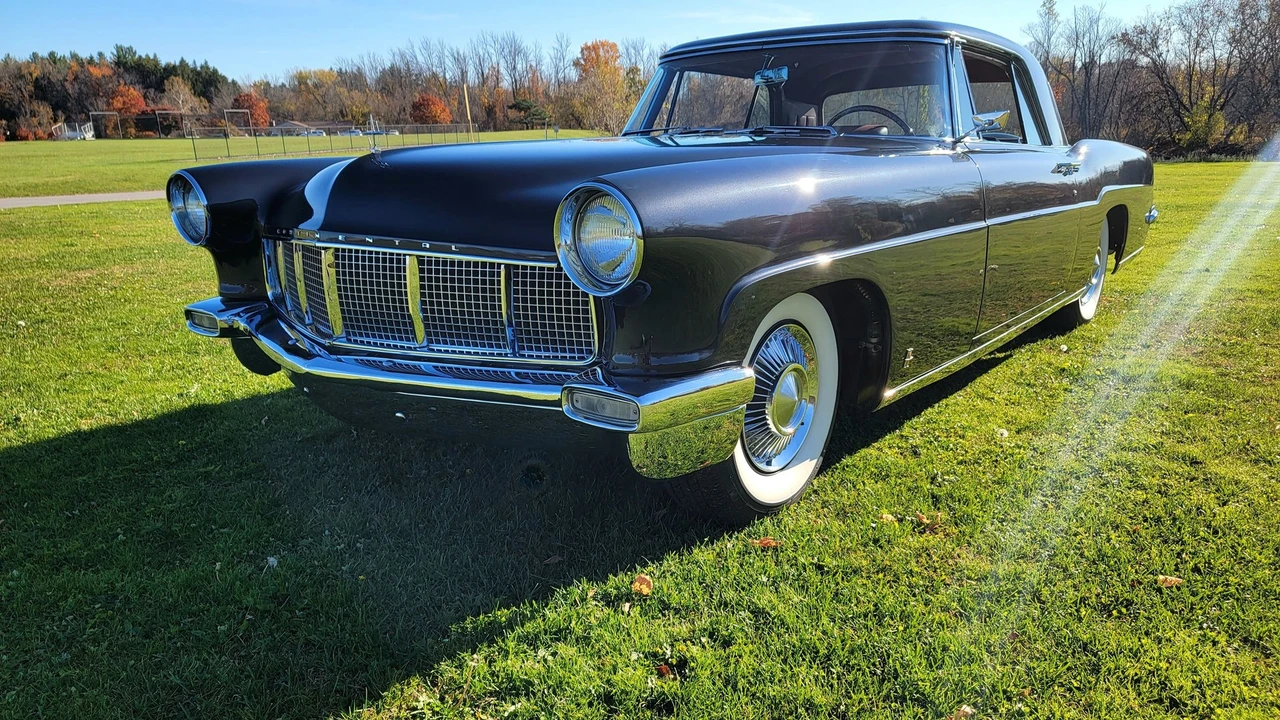 1957 Continental Cargo - Image 23 of 31