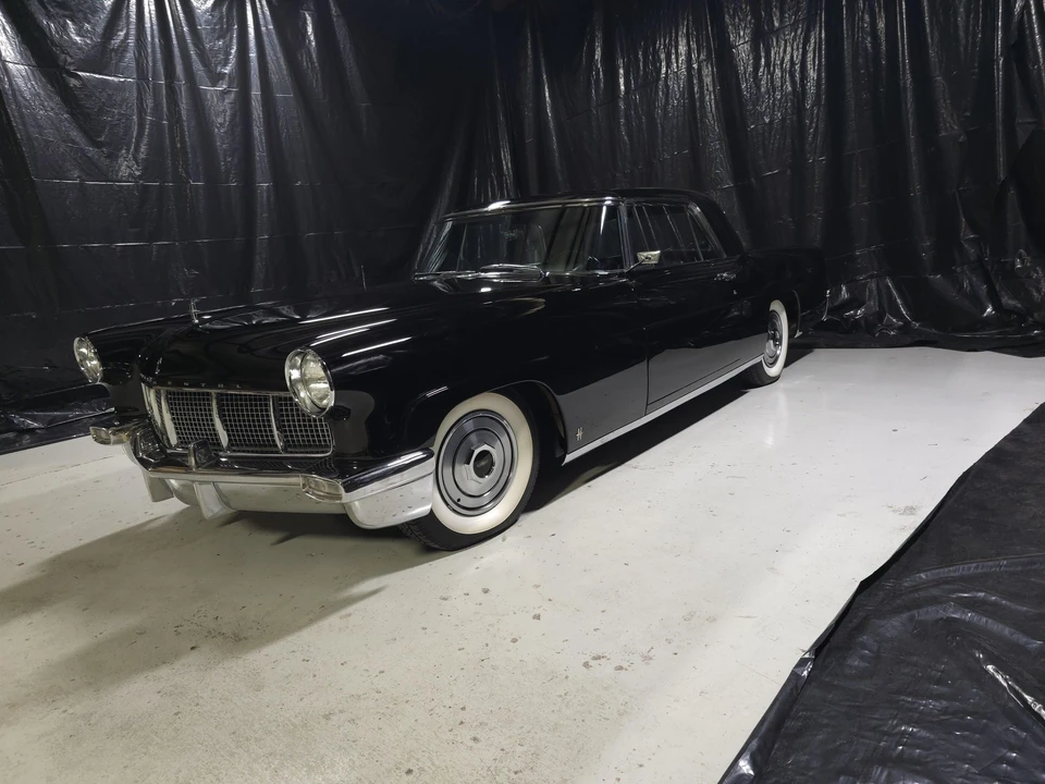 1957 Lincoln Continental Mark II - Image 29 of 31