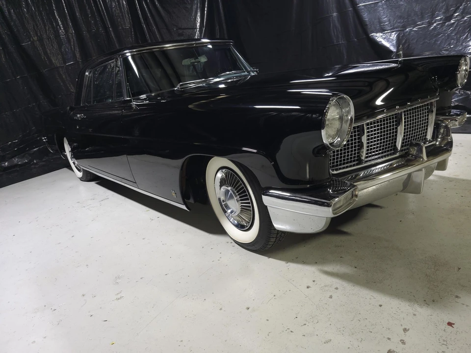 1957 Lincoln Continental Mark II - Image 21 of 31