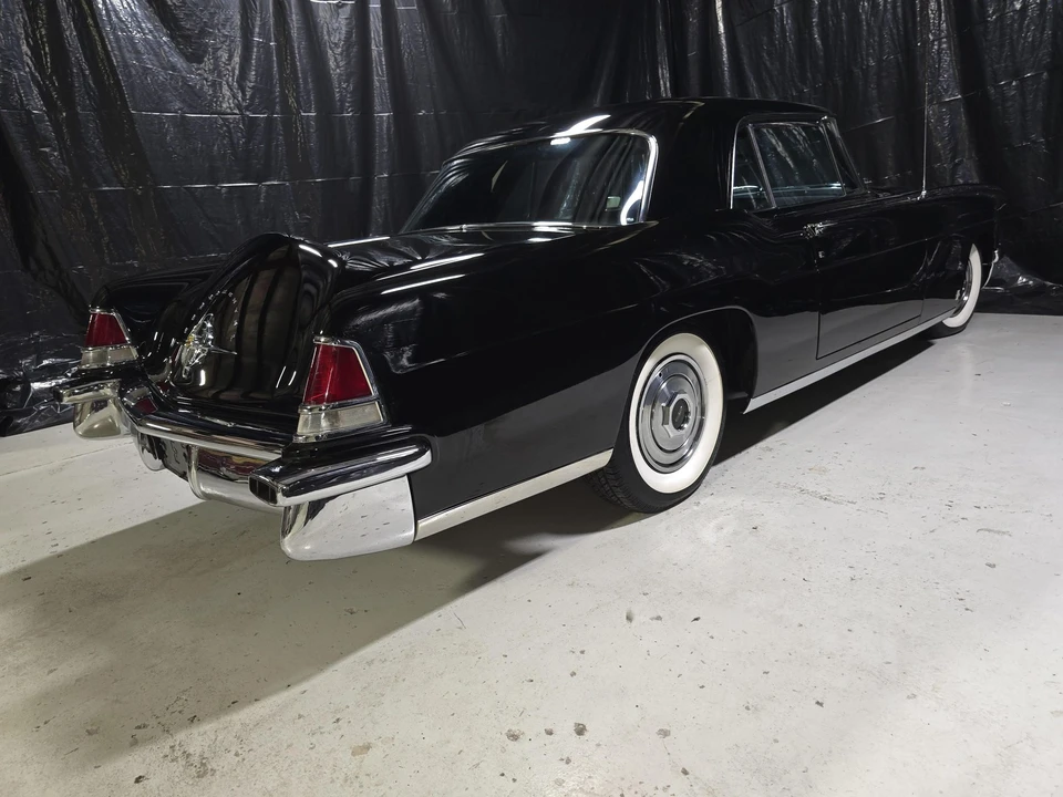 1957 Lincoln Continental Mark II - Image 23 of 31