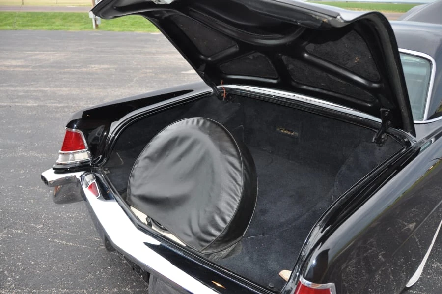 1957 Lincoln Continental Mark II - Image 15 of 17