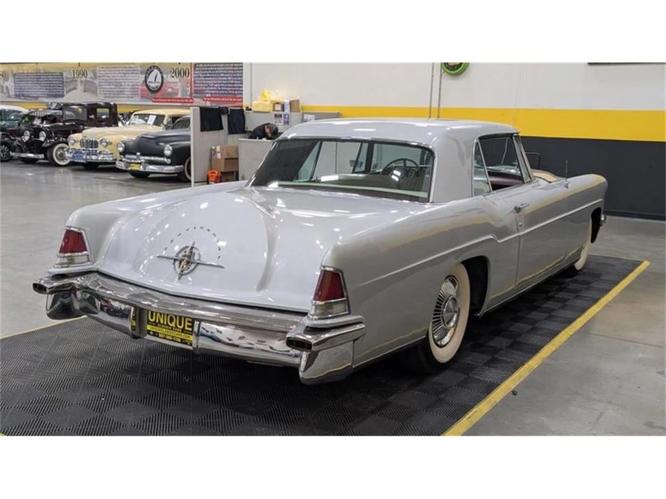 1957 Lincoln Continental Mark II - Image 3 of 9
