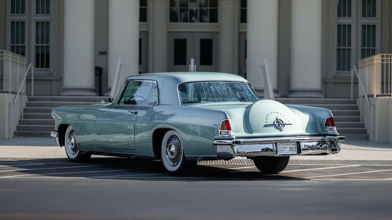 1957 Lincoln Continental Mark II - Image 14 of 31