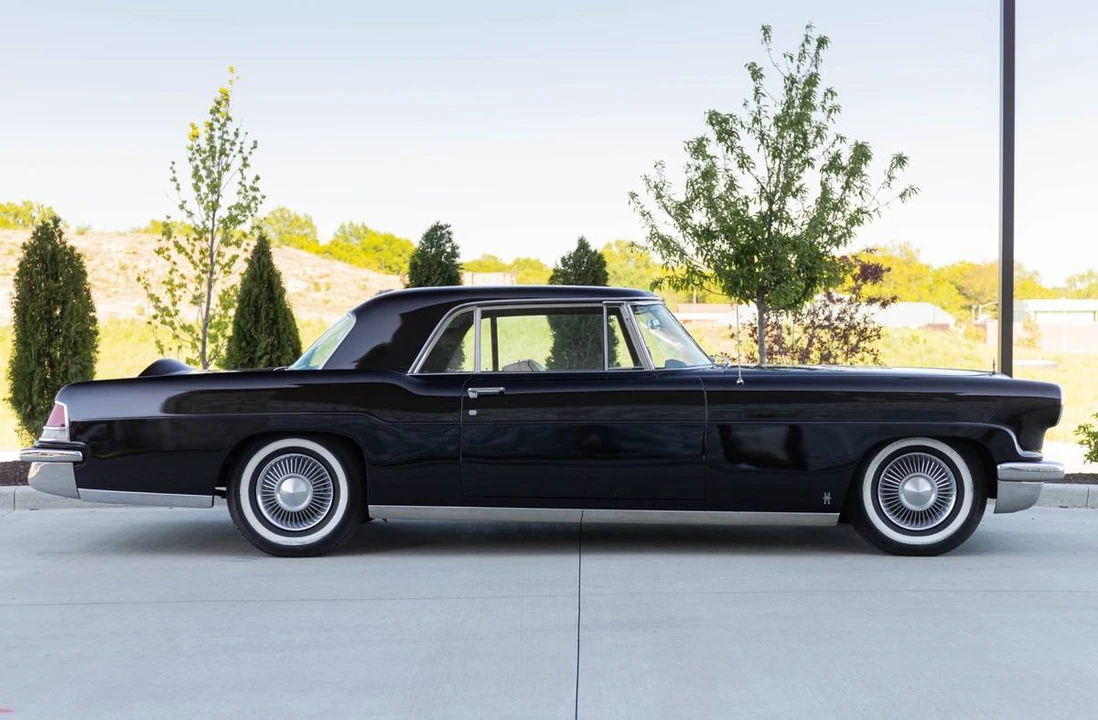 1957 Lincoln Continental Mark II - Image 3 of 9