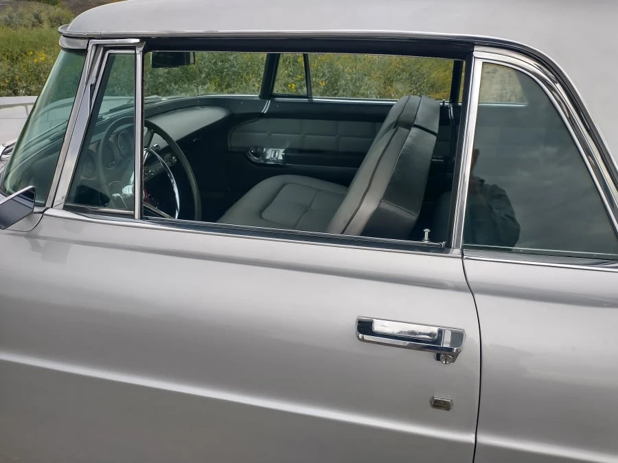 1957 Lincoln Continental Mark II - Image 16 of 31