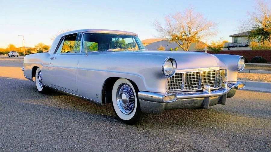 1957 Lincoln Continental Mark II - Image 25 of 31