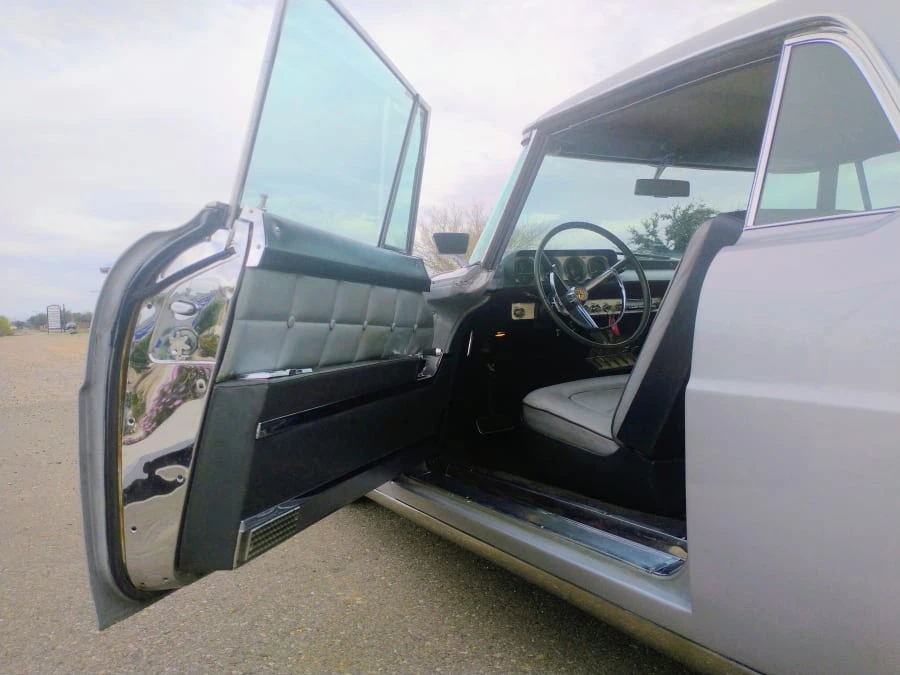 1957 Lincoln Continental Mark II - Image 29 of 31