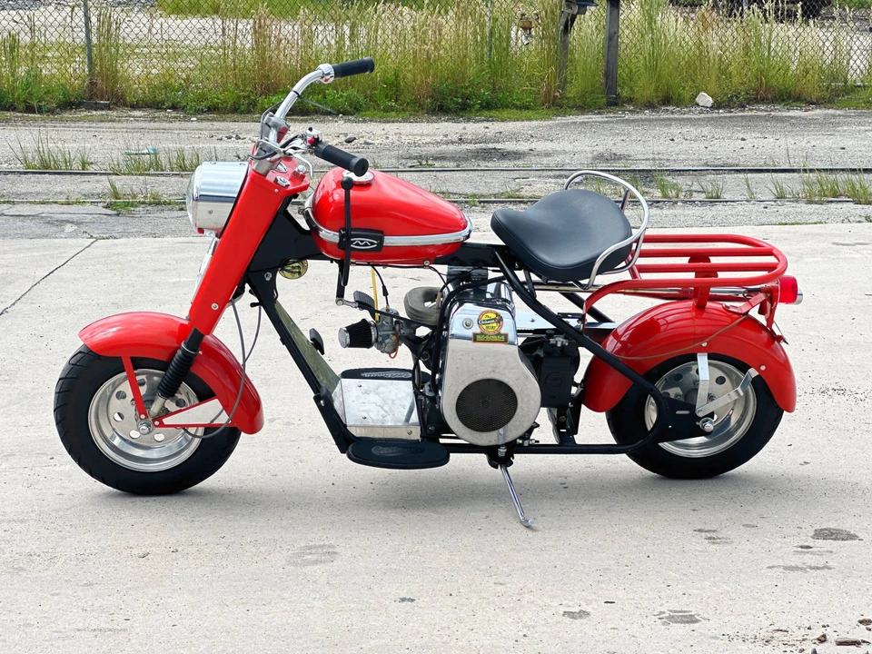 1957 Cushman Eagle - Image 4 of 31