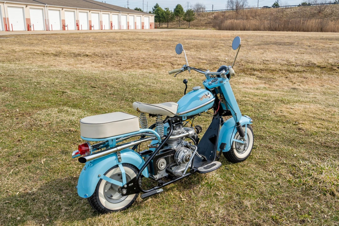 1957 Cushman Eagle - Image 10 of 31