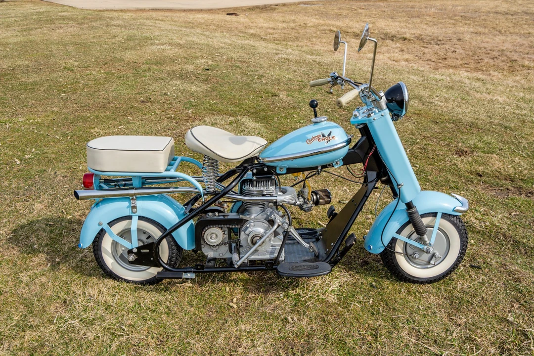 1957 Cushman Eagle - Image 12 of 31