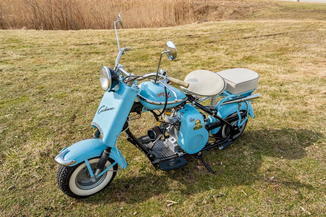 1957 Cushman Eagle - Image 3 of 31