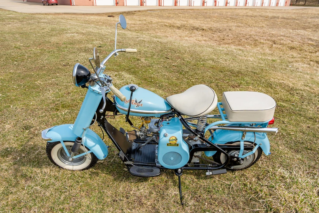 1957 Cushman Eagle - Image 5 of 31