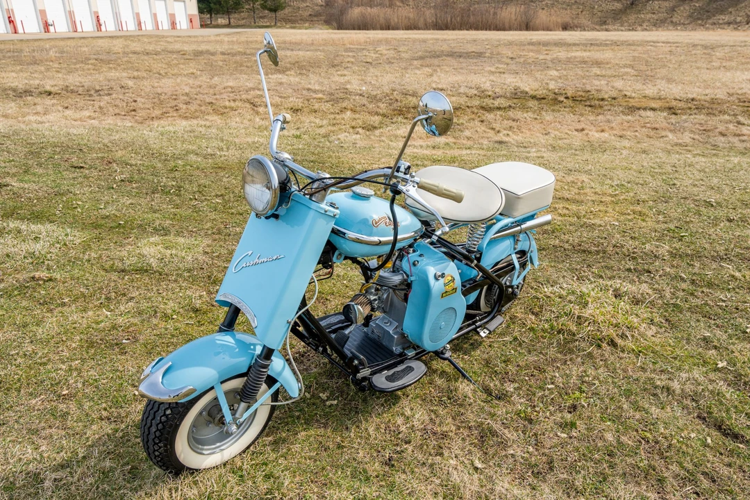 1957 Cushman Eagle - Image 2 of 31