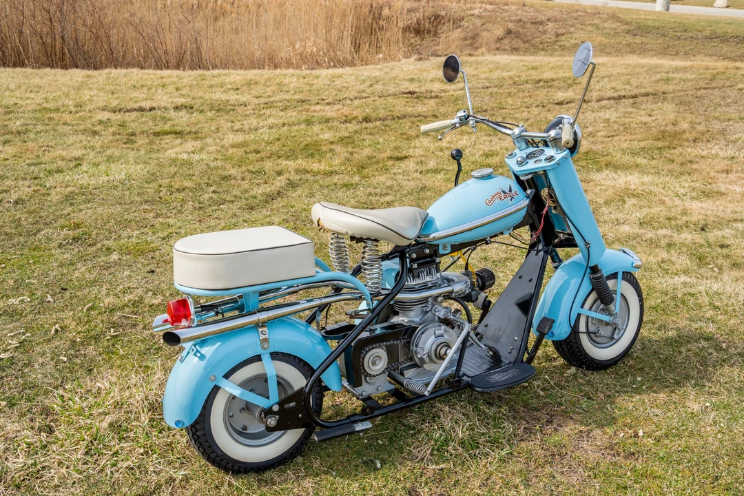 1957 Cushman Eagle - Image 11 of 31