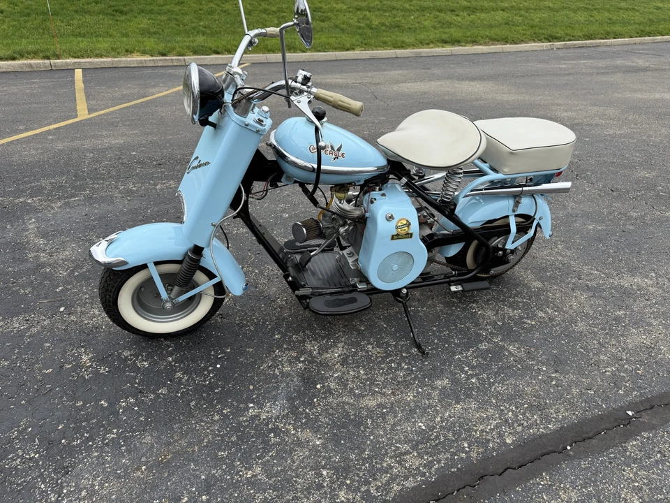 1957 Cushman Eagle - Image 3 of 31