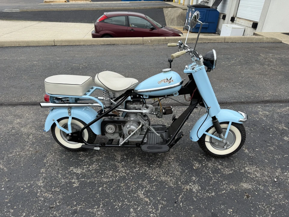 1957 Cushman Eagle - Image 8 of 31