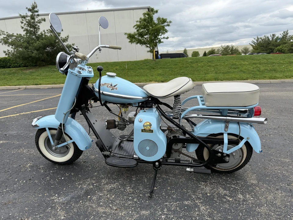 1957 Cushman Eagle - Image 4 of 31