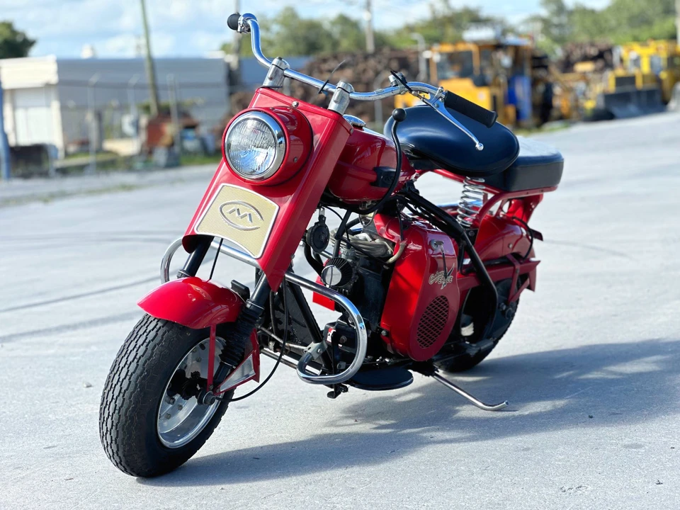 1957 Cushman Eagle - Image 4 of 31