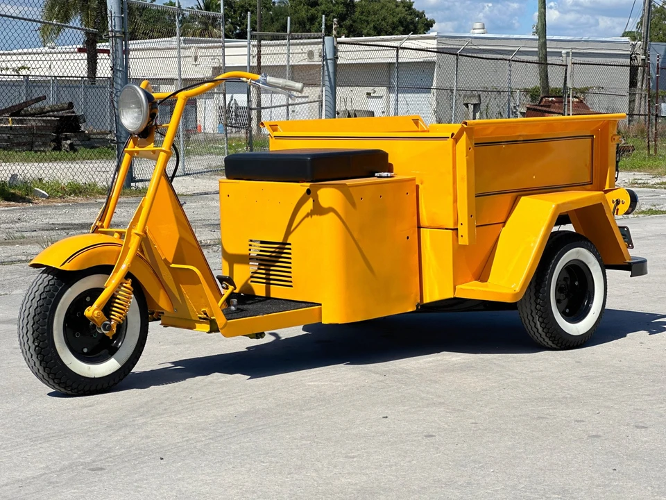 1957 Cushman - Image 5 of 31