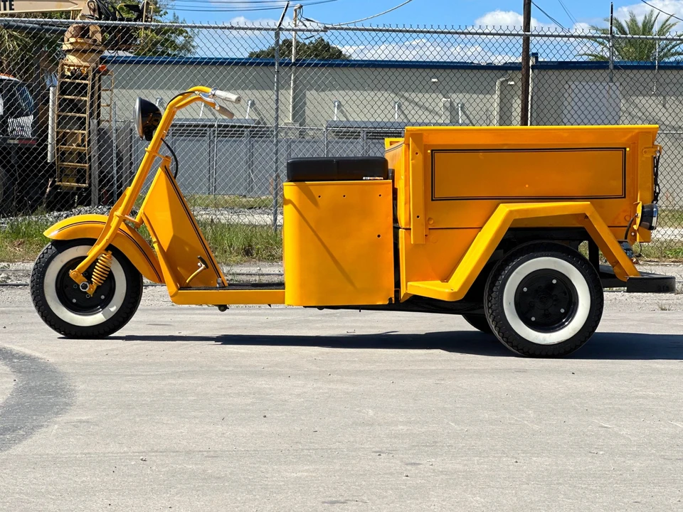 1957 Cushman - Image 6 of 31