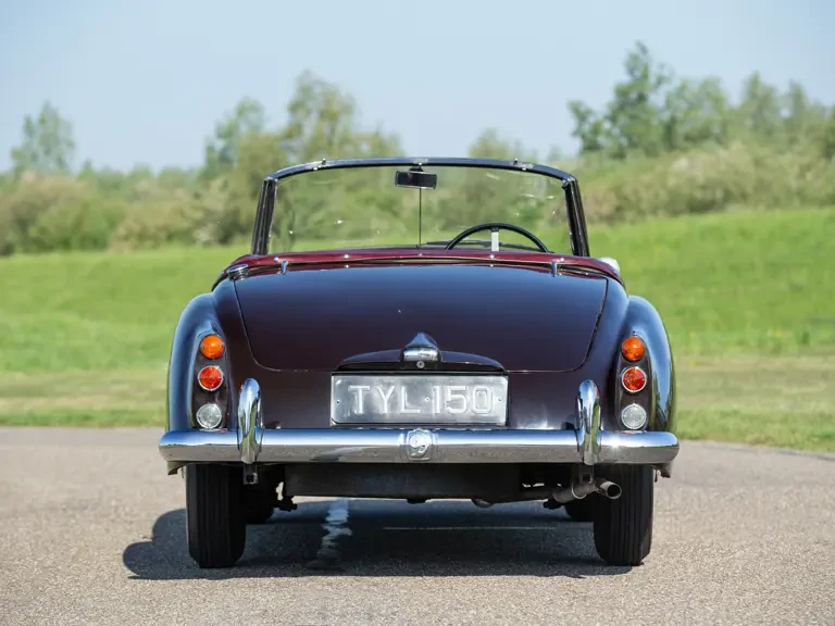 1957 Daimler - Image 9 of 31