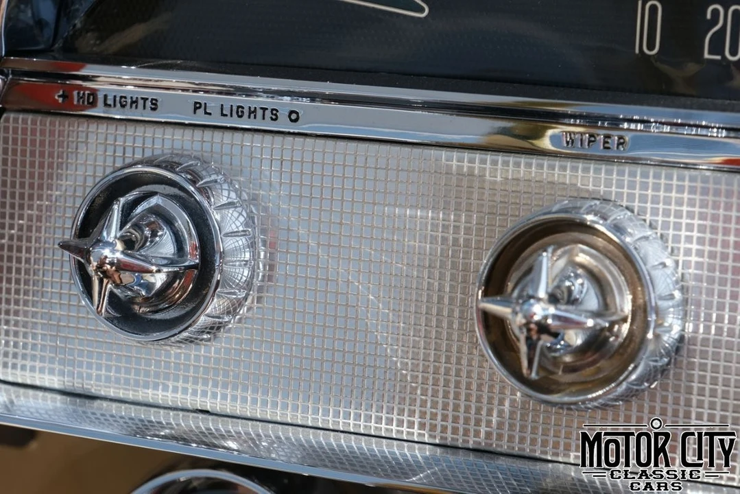 1957 DeSoto Firedome - Image 21 of 31